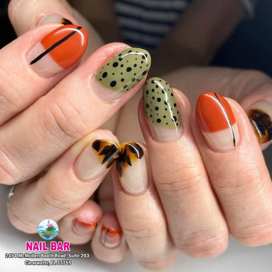 LOTUS NAIL BAR